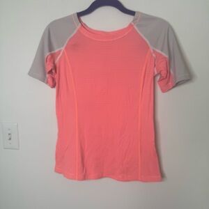 Lululemon Run Turn It Up Tee